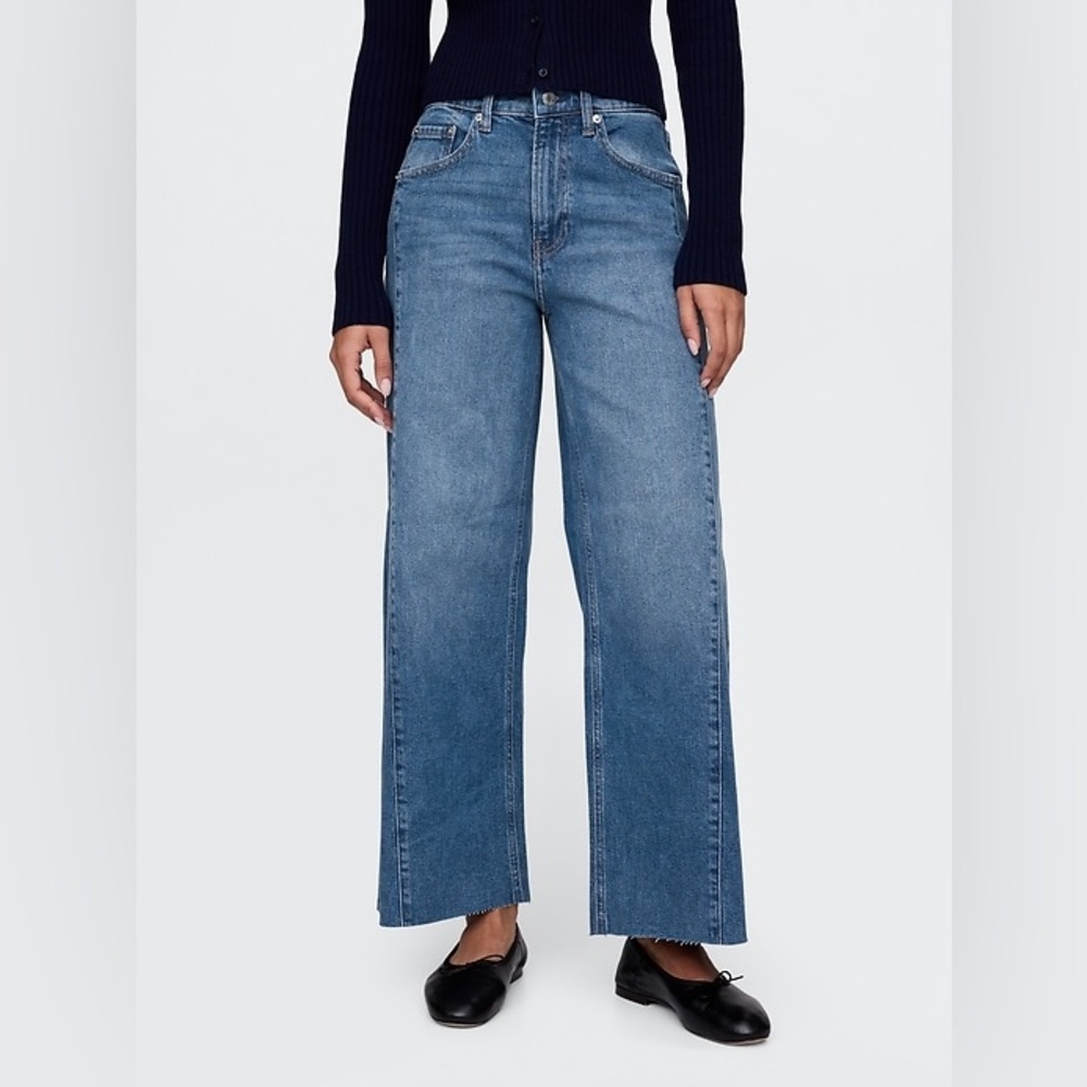 NWT Gap High Rise Stride Wide-Leg Ankle Jeans size 28